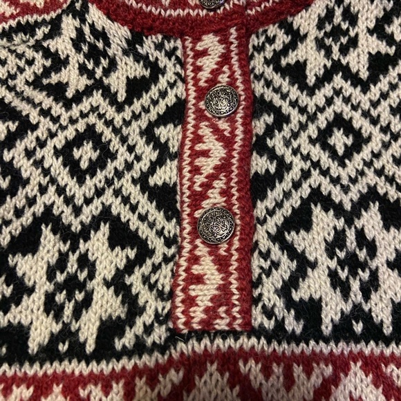 LL Bean red and black wool quarter button sweater size small great condition - Picture 2 of 7